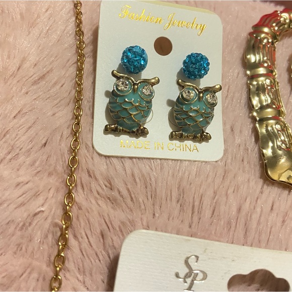 Jewelry Bundle #2 - Picture 8 of 10